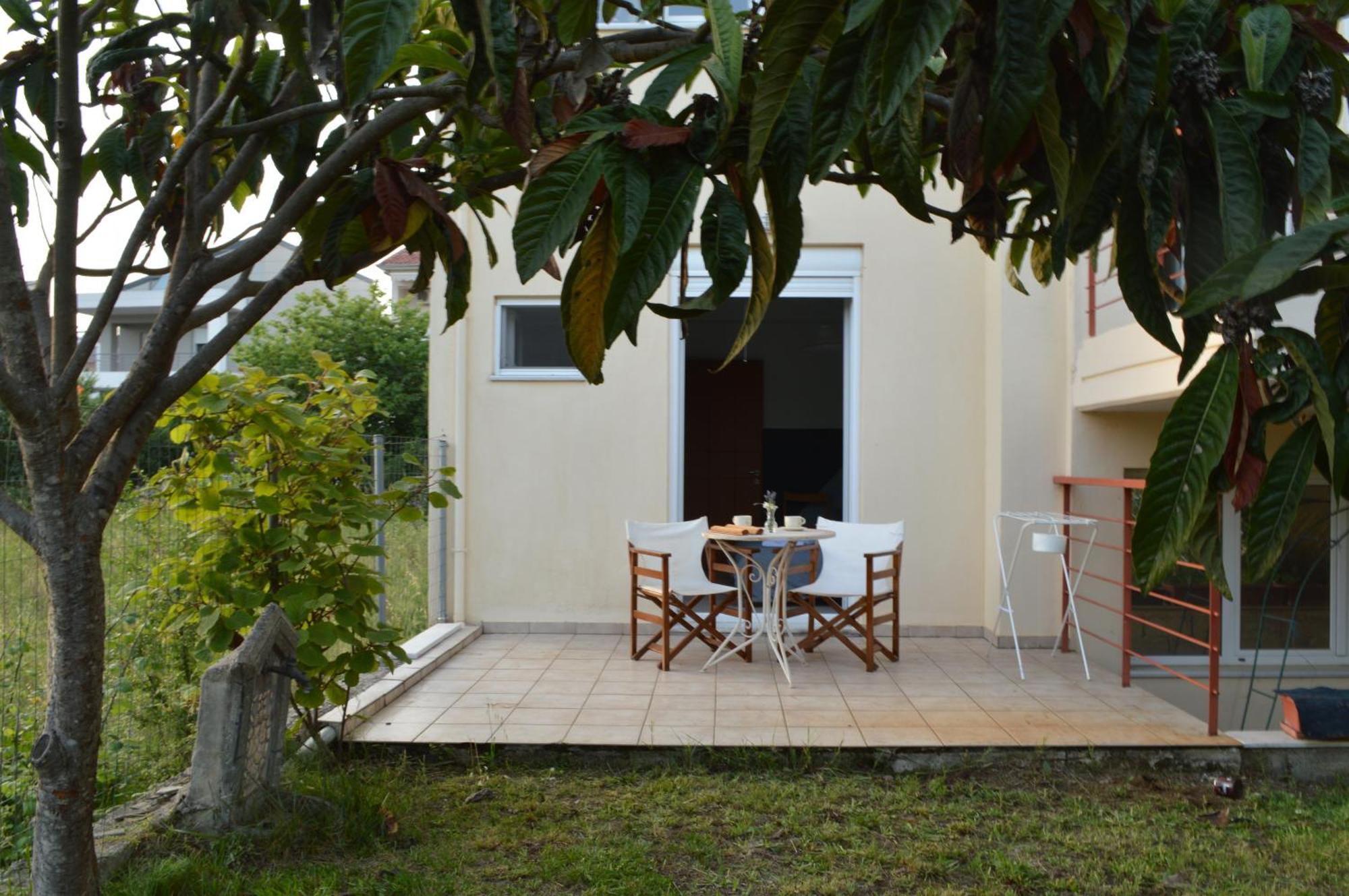 Sunny Retreat With A Garden Terrace Private Room Яніна Екстер'єр фото